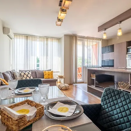 Deja Vu, Cozy & Quiet 1 Bdr Fast Wi-fi Апартамент *