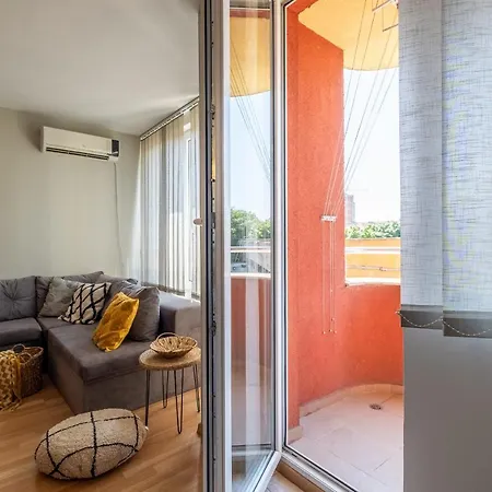 Deja Vu, Cozy & Quiet 1 Bdr Fast Wi-fi Lejlighed