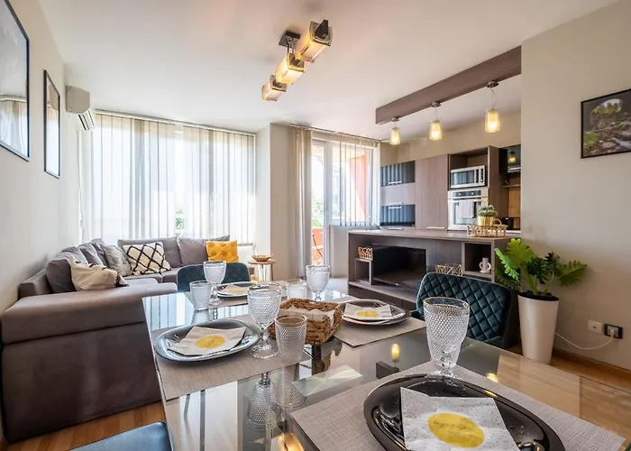 Deja Vu, Cozy & Quiet 1 Bdr Fast Wi-fi * Sofia