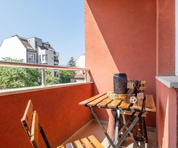 Deja Vu, Cozy&quiet 1 Bdr Fast Wi-fi