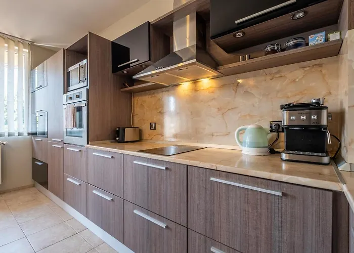 Deja Vu, Cozy&quiet 1 Bdr Fast Wi-fi Apartment