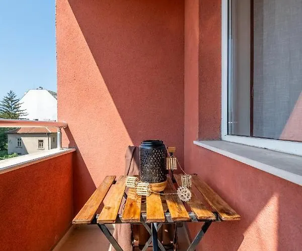 Deja Vu, Cozy & Quiet 1 Bdr Fast Wi-fi Appartamento *