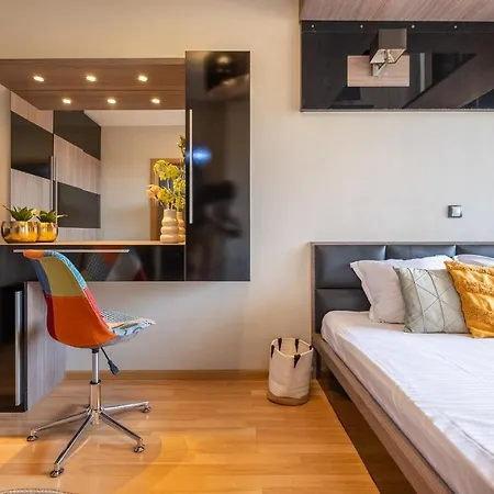 Deja Vu, Cozy&quiet 1 Bdr Fast Wi-fi